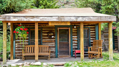 Small cabin at Cherokee Park Ranch