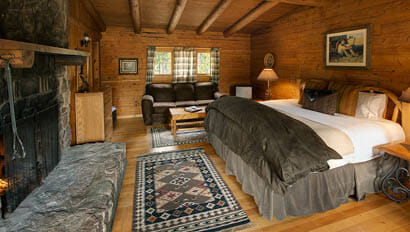 Lodge bedroom at Rawah Ranch
