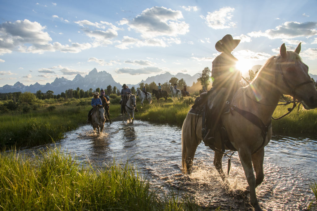 Dudue Rench Dude & Guest Ranch Vacations - The Dude Ranchers Association